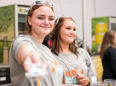 bliv-en-del-af-et-faellesskab-thumbnail